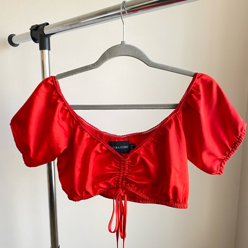 Crop top